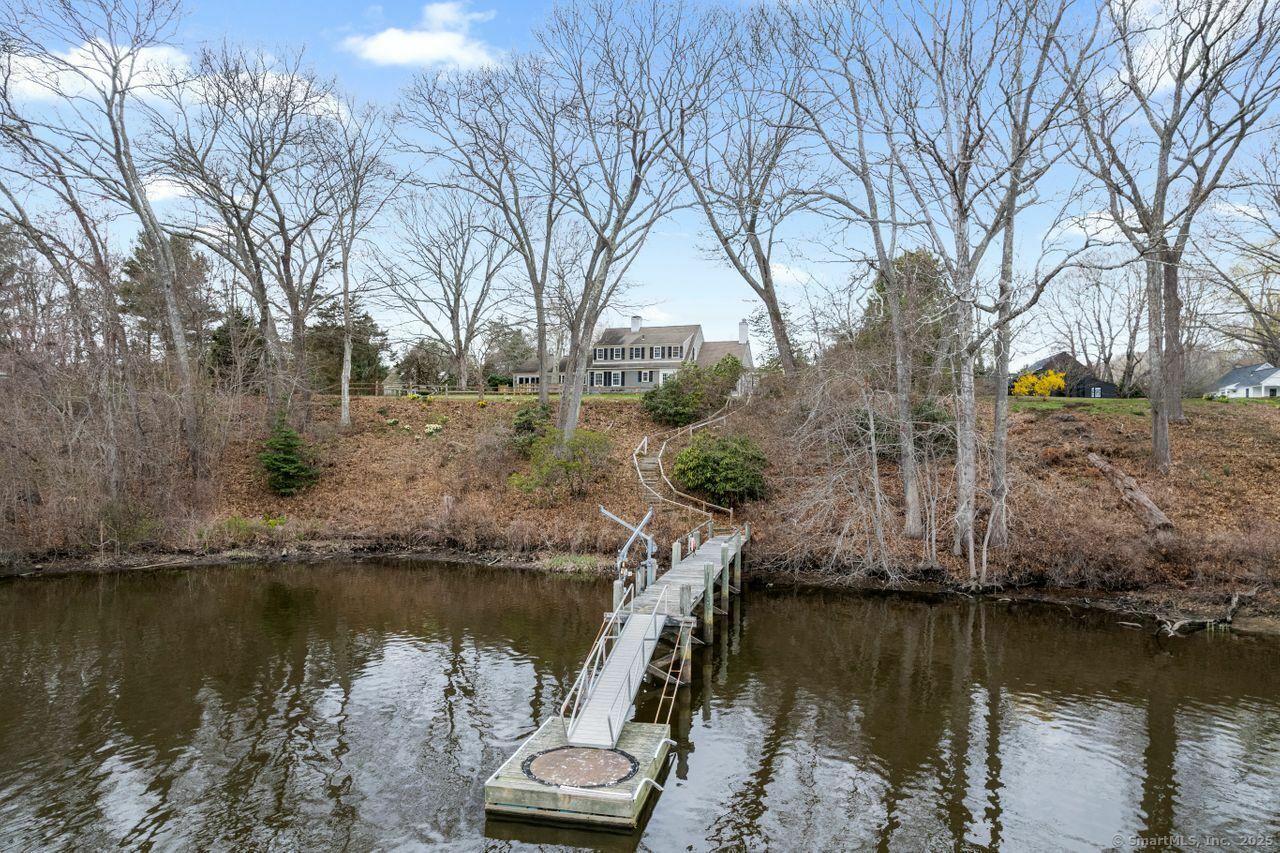 Property Photo:  47 River Road  CT 06426 