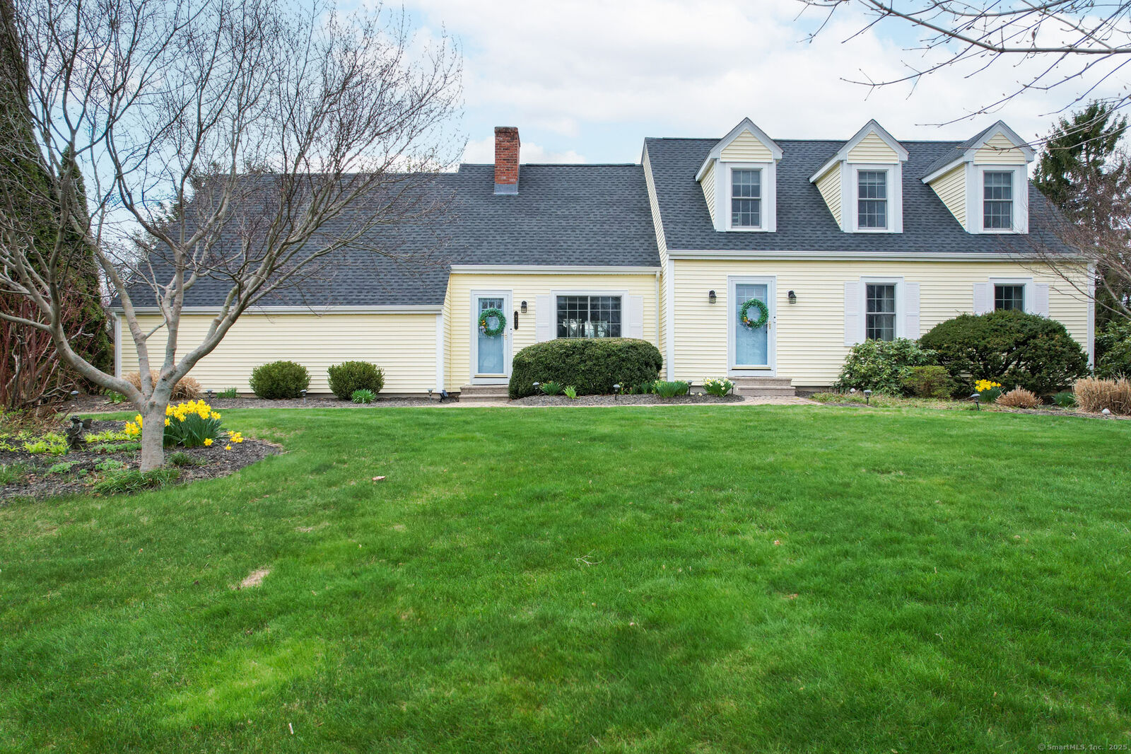 Property Photo:  671 Cortland Circle  CT 06410 