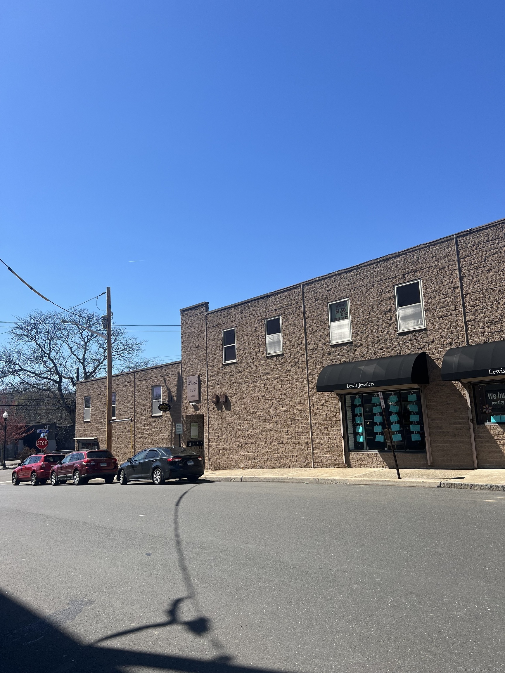 Property Photo: 174 Main Street 6 CT 06401