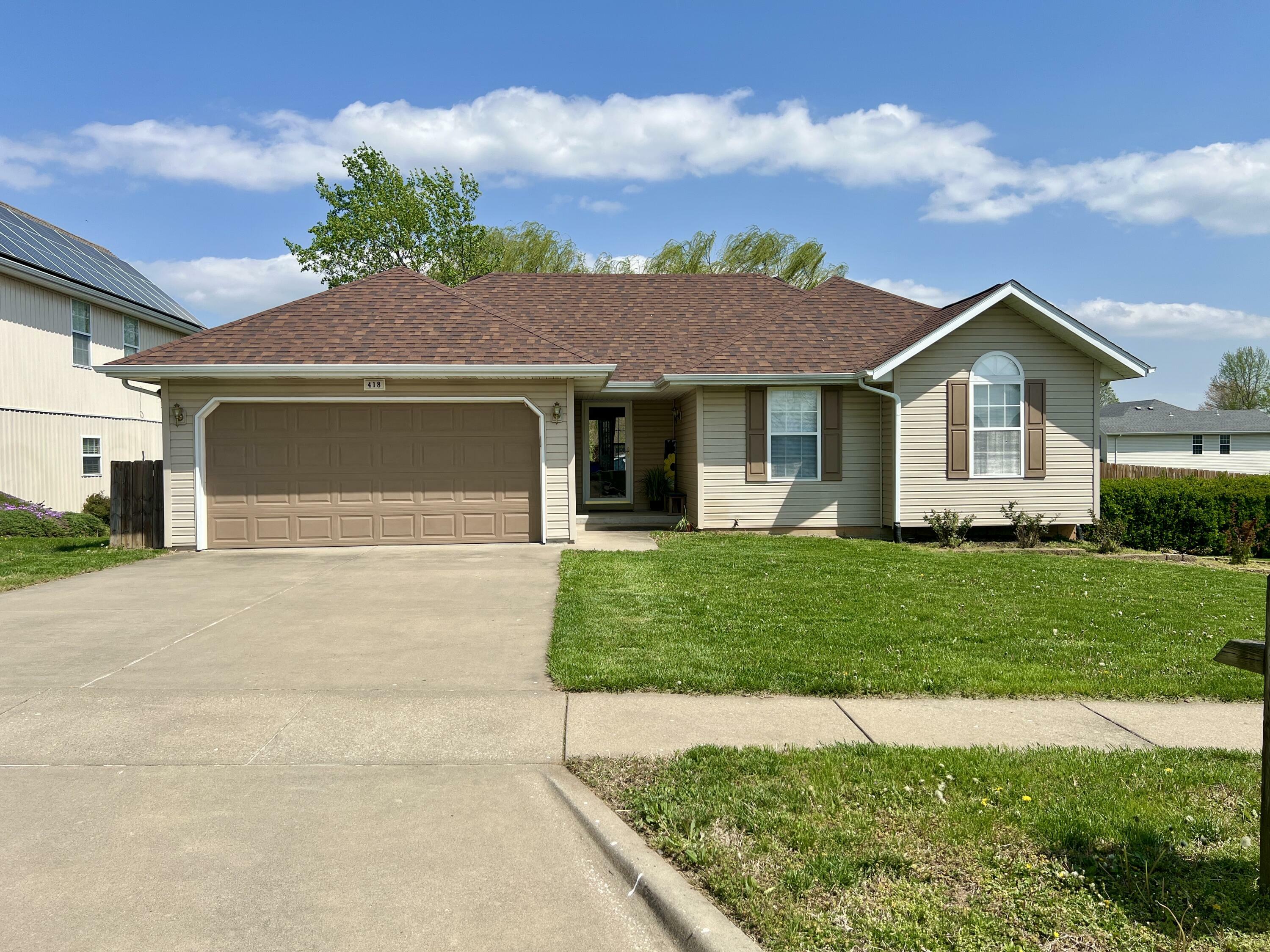 Property Photo: 418 N Harrington Drive MO 65738