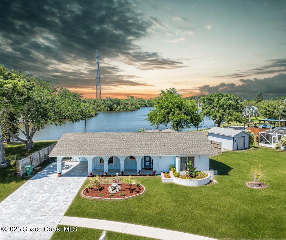 902 Canal Circle  Sebastian FL 32958 photo