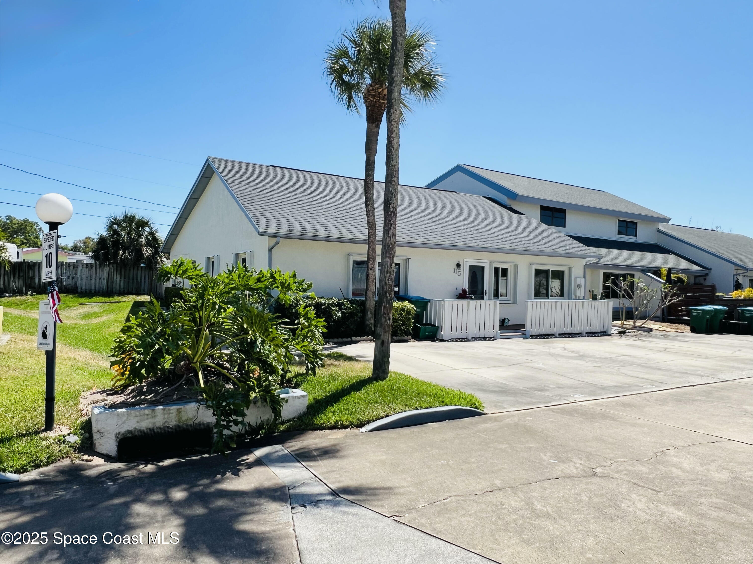 Property Photo: 115 Riverside Drive FL 32920