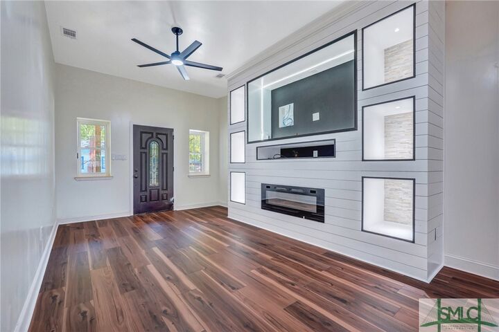 Property Photo:  801 W 50th Street  GA 31405 
