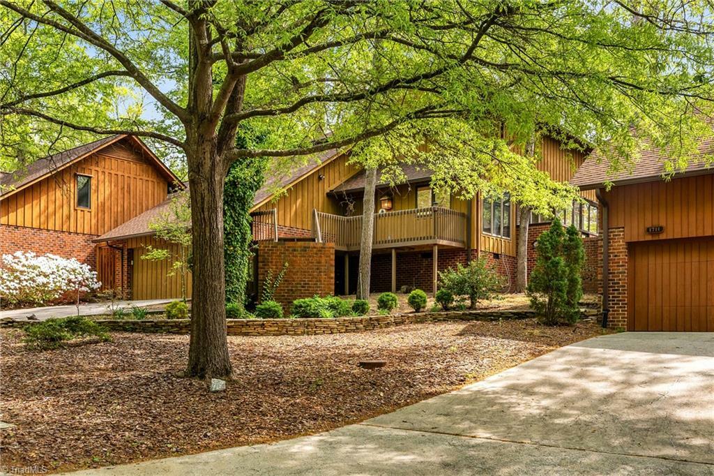Property Photo: 1709 Chestnut Glen Way NC 27262