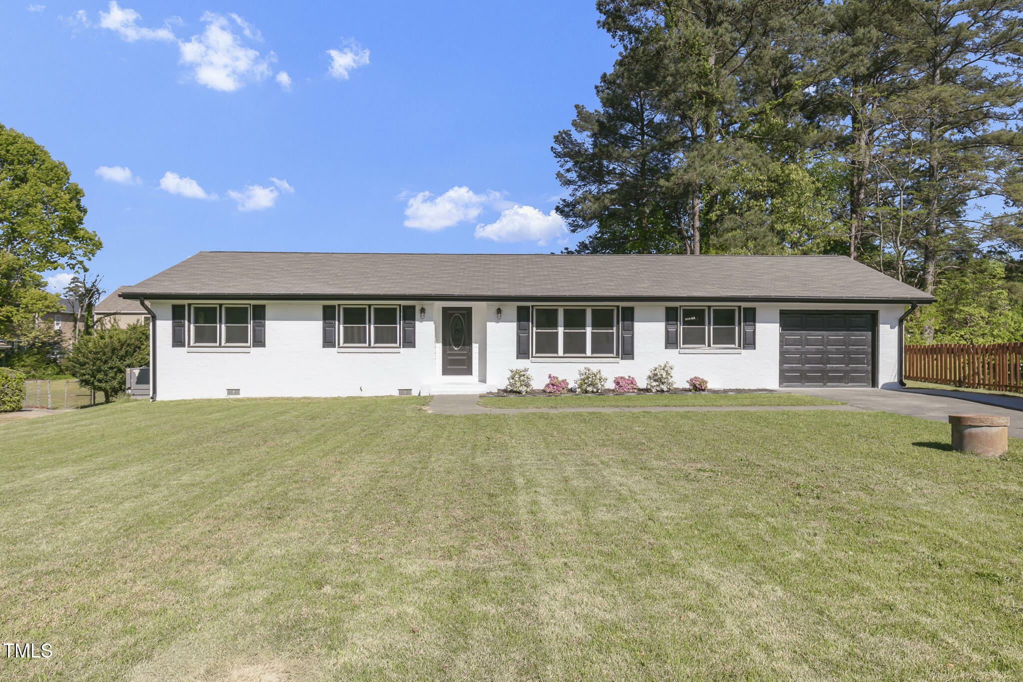 Property Photo: 2704 Dove Lane NC 27604