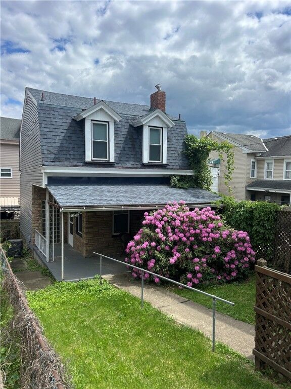 Property Photo:  117 Sherman St - Rear  PA 15209 