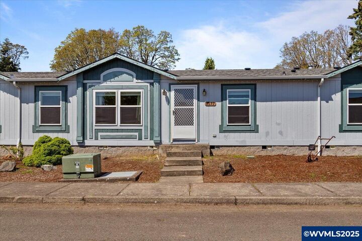 Property Photo:  5177 Mango Av SE  OR 97317 