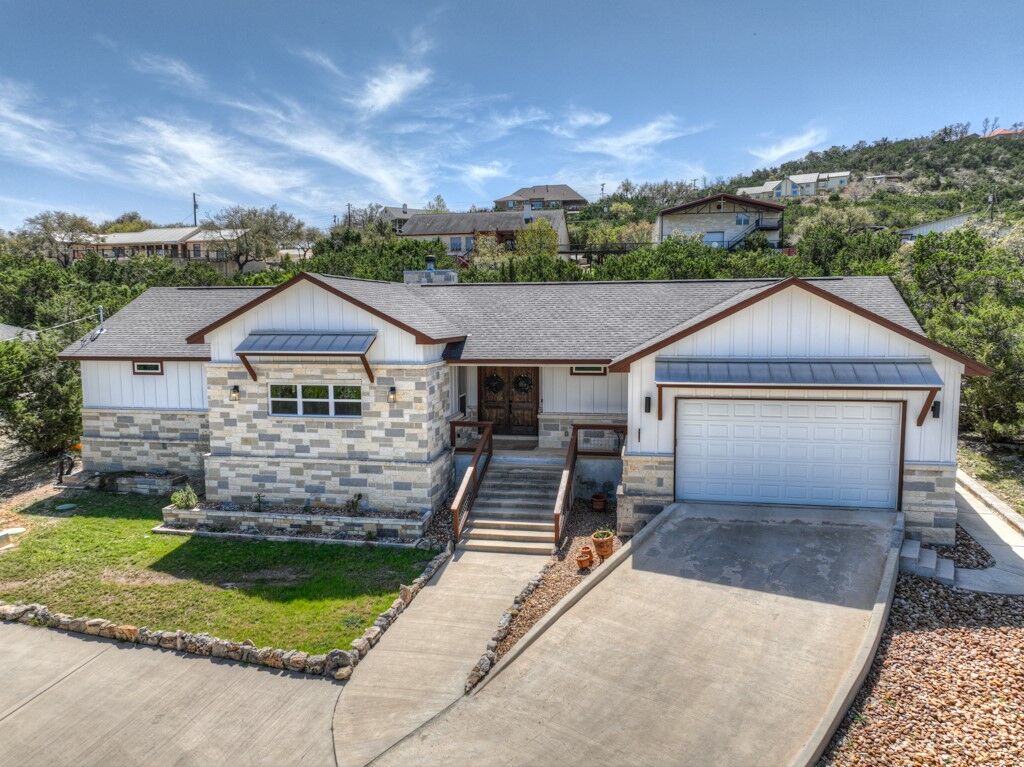 Property Photo:  1151 Flagstone Drive  TX 78623 