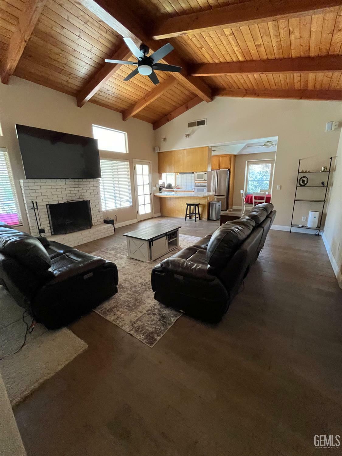 Property Photo:  2701 McKaye Court  CA 93311 
