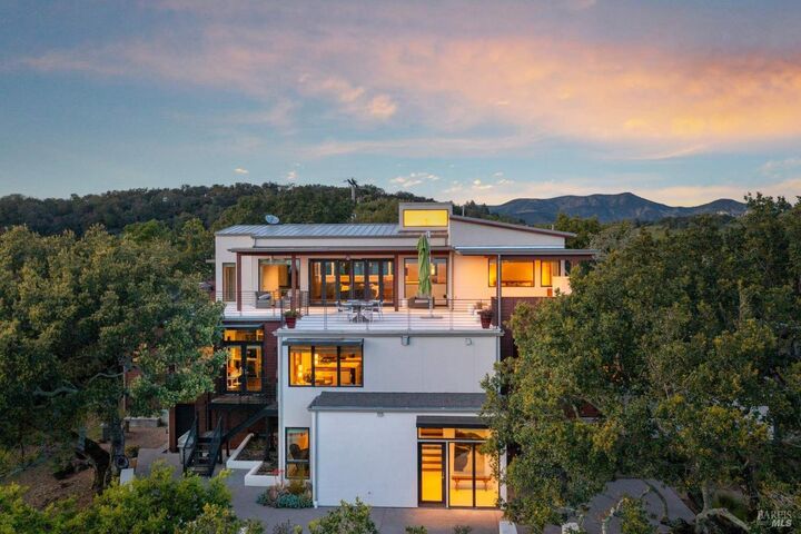 17355 Norrbom Road  Sonoma CA 95476 photo