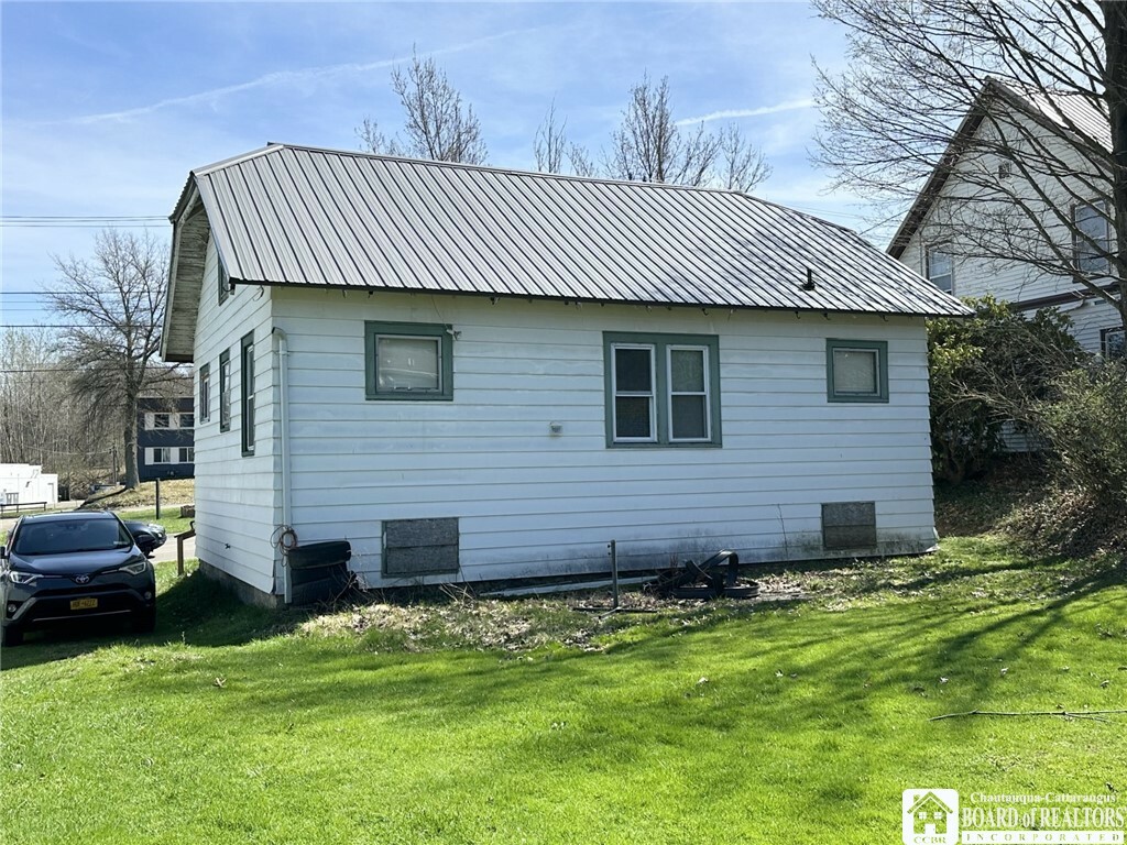 Property Photo: 422 Baker Street NY 14701