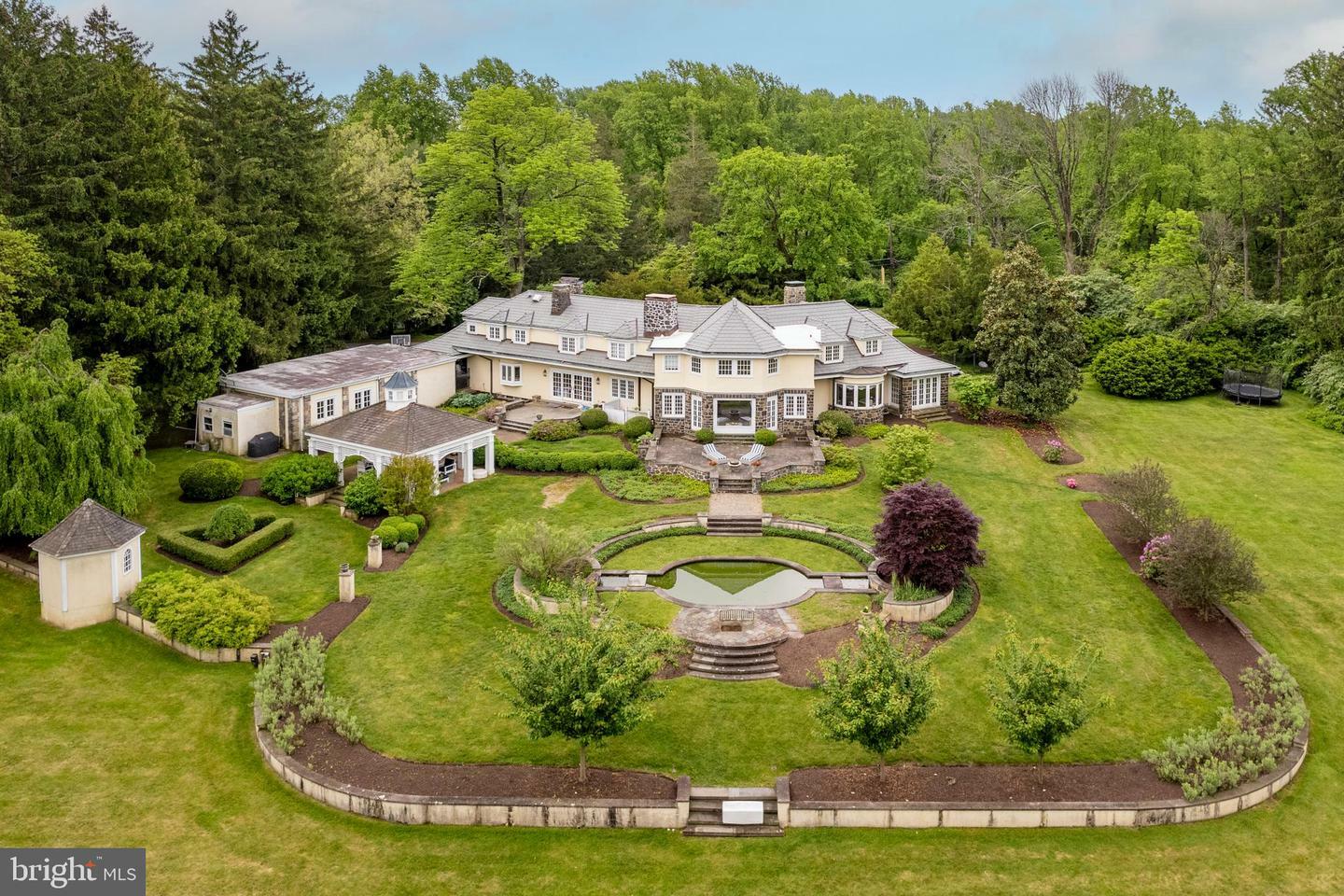 Property Photo: 99 Ridgeview Road NJ 08540