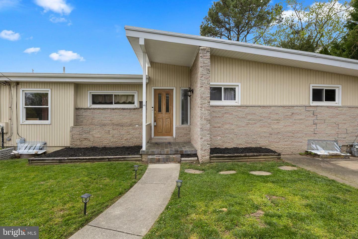 Property Photo: 11946 Philadelphia Road MD 21087