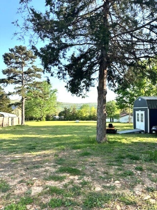 Property Photo:  1008 Oak Street  AR 72560 