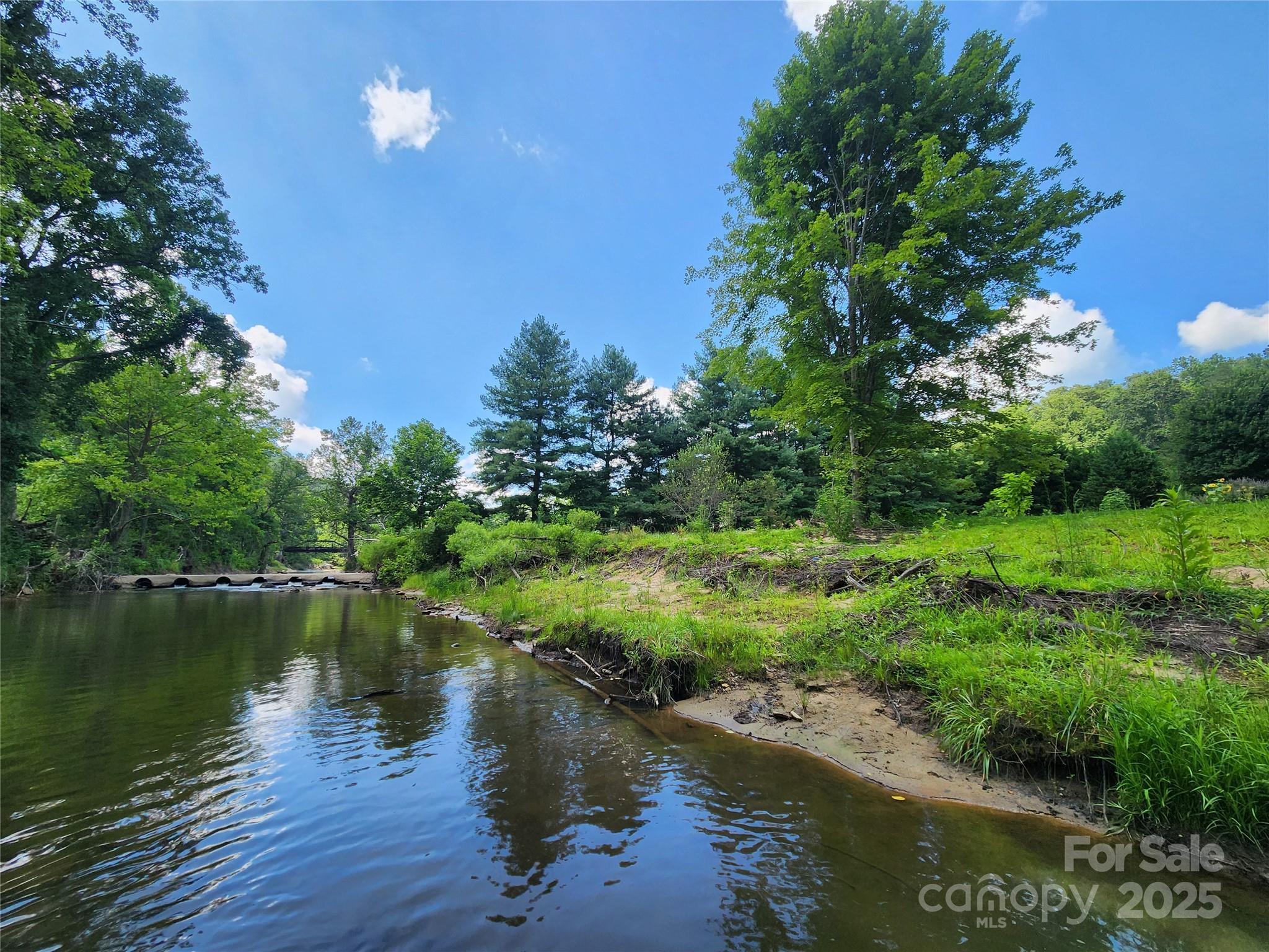 Property Photo: 2978 Nc 9 Highway NC 28711