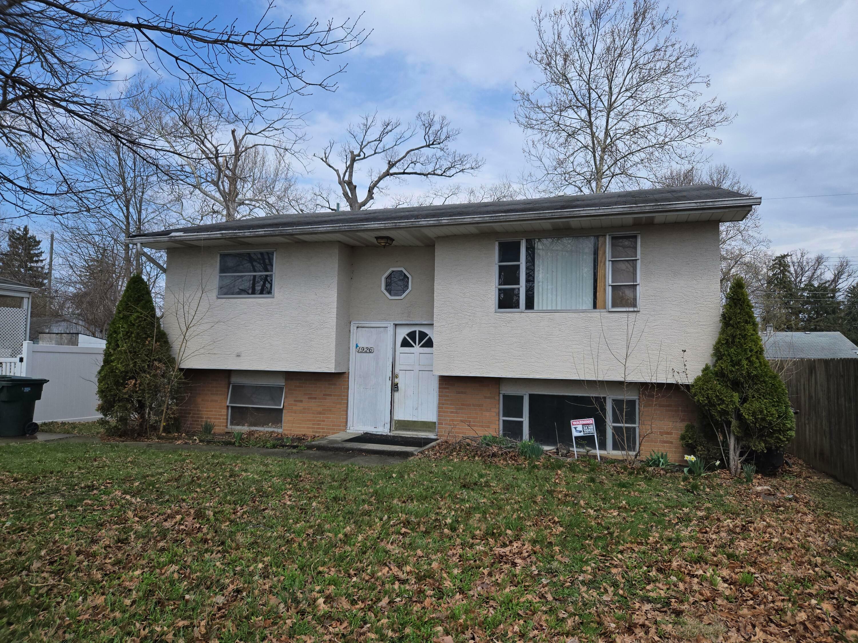 Property Photo: 1926 Little Avenue OH 43223