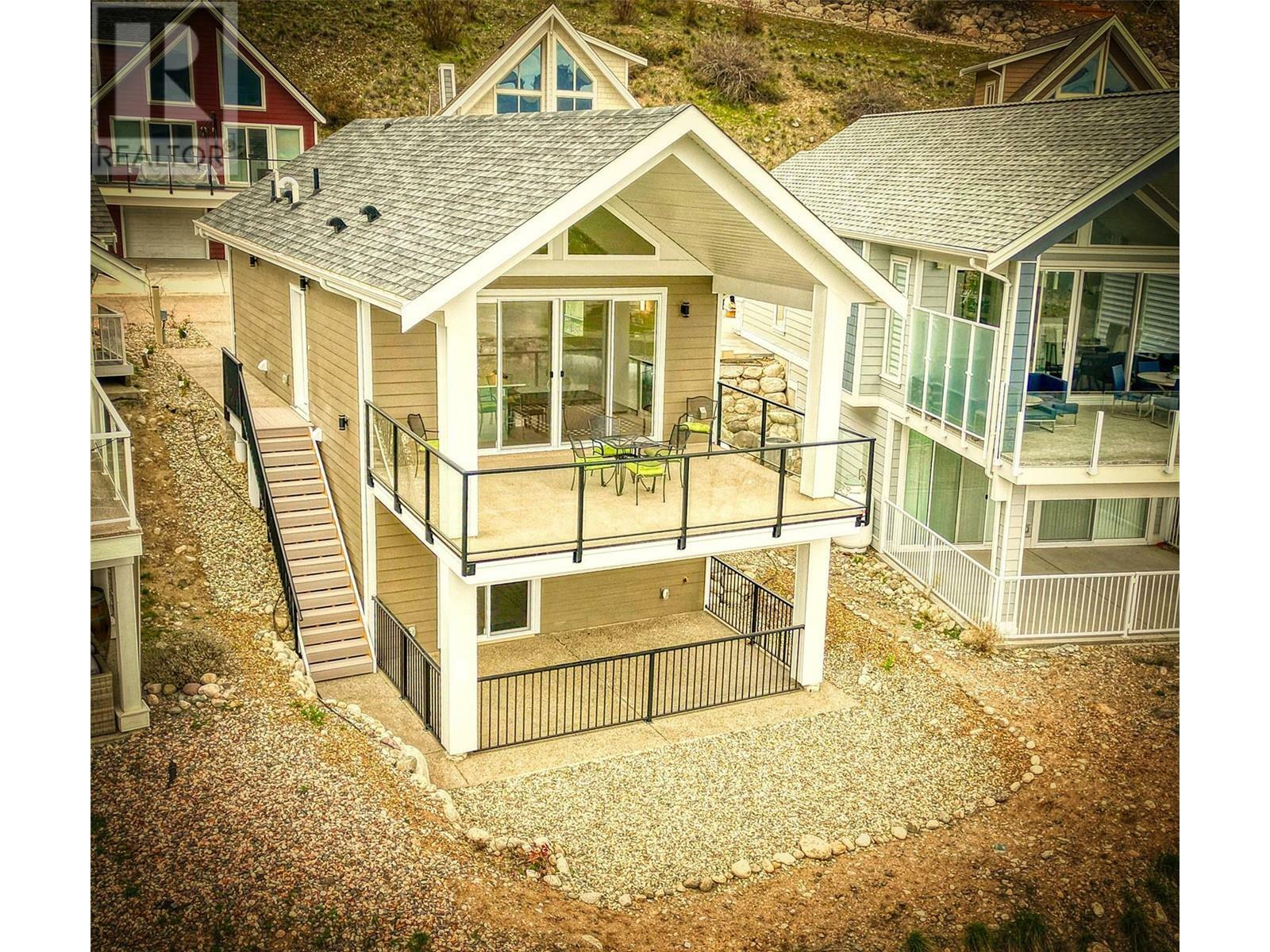 Photo de la propriété: 6857 Madrid Way 336 BC V1Z 3R8