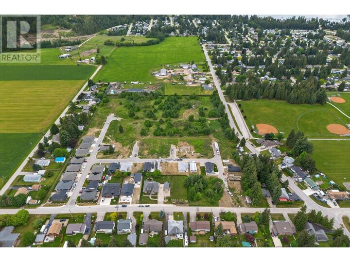 1125 Nootka Way  Sicamous BC V0E 2V0 photo