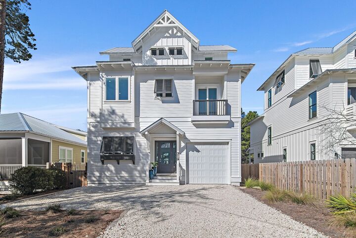 Property Photo: 219 Dalton Drive FL 32459