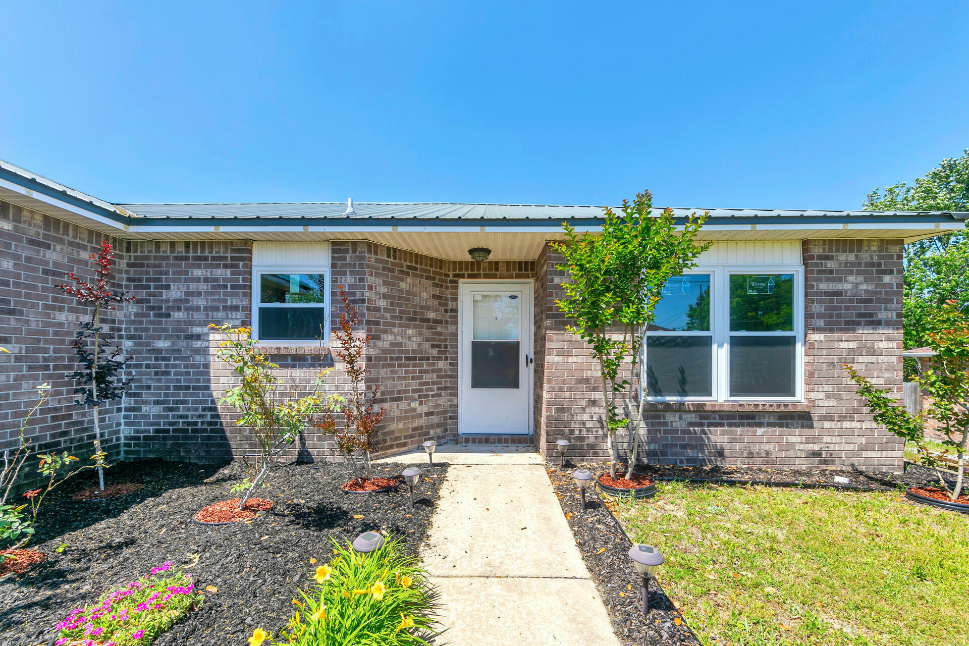 Property Photo: 133 Wild Horse Drive FL 32536
