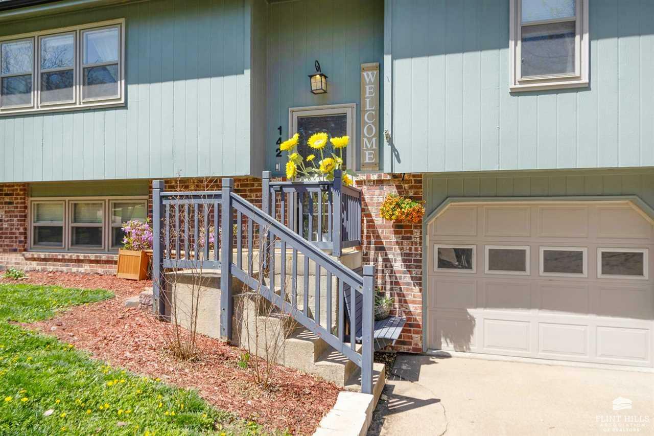 Property Photo: 142 N Dartmouth Drive KS 66503