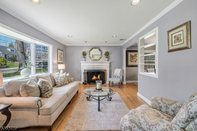 Property Photo: 33 Addison Pl NJ 07423