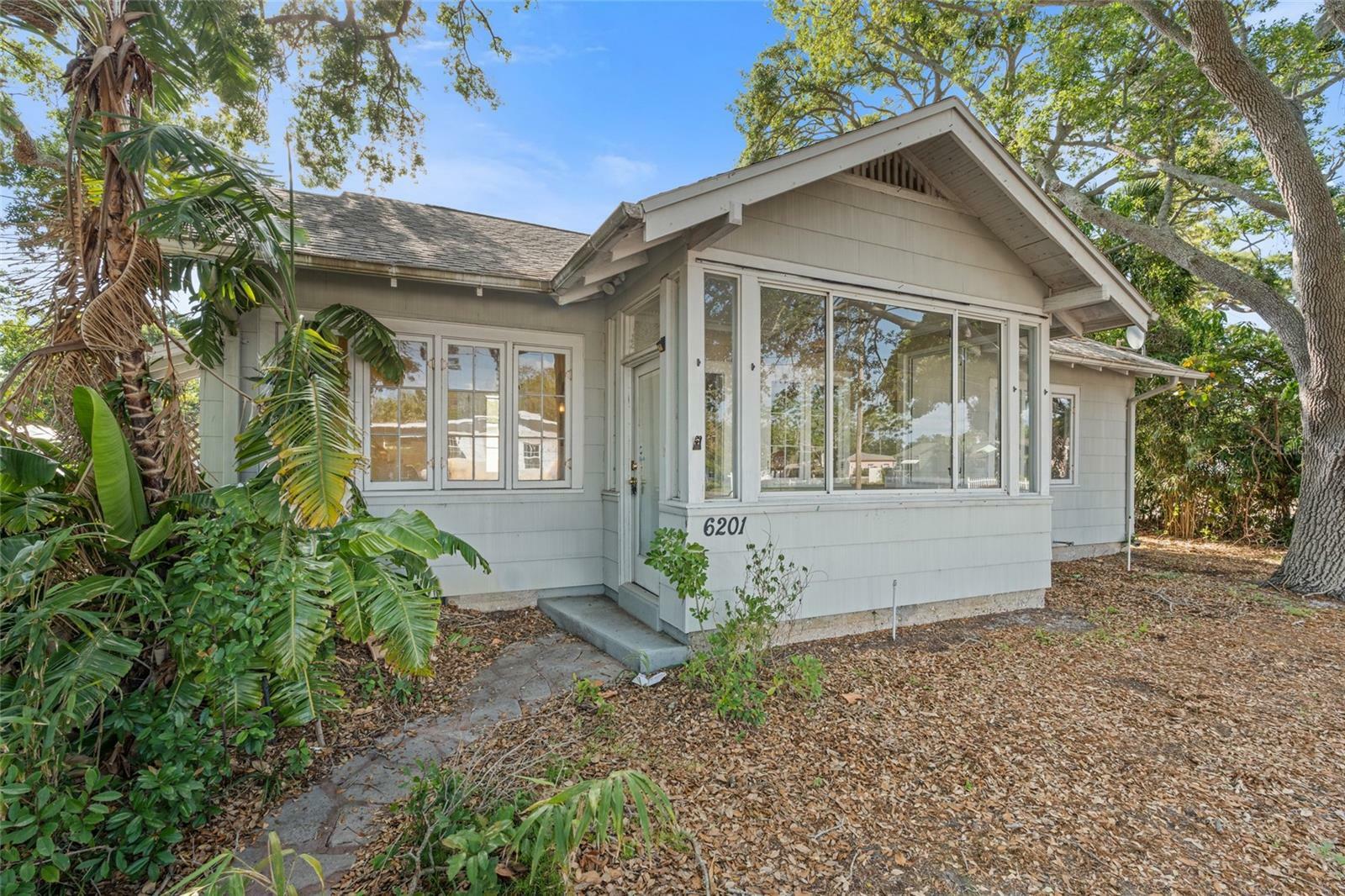 Property Photo: 6201 6th Street S FL 33705