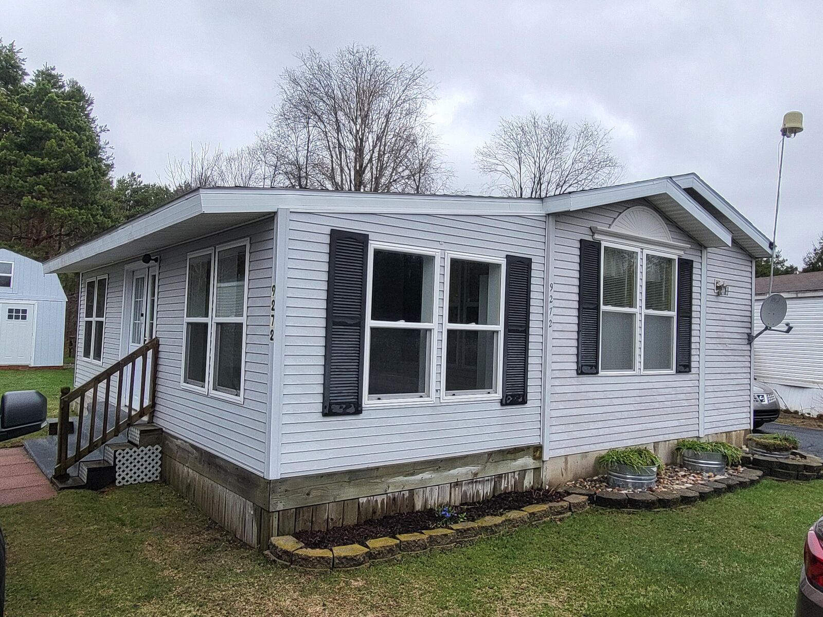 Property Photo: 9272 Elsie Avenue Avenue MI 49614