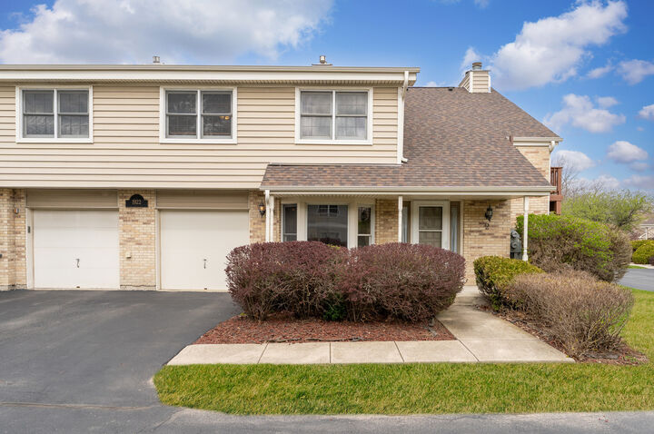 1922 Wisteria Court 2  Naperville IL 60565 photo