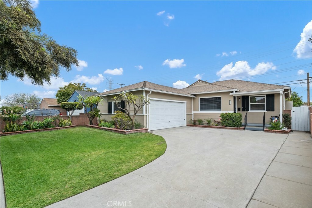 Property Photo: 3451 Chapelle Avenue CA 90660