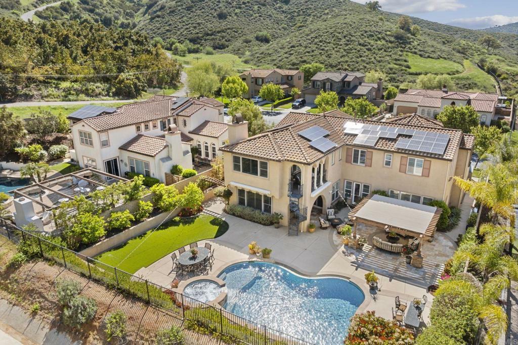 2776 Vistamonte Glen  Escondido CA 92027 photo