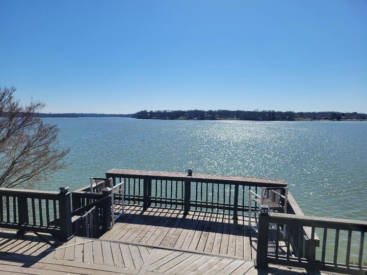 Property Photo:  1203 Shoreside Drive  TN 37075 