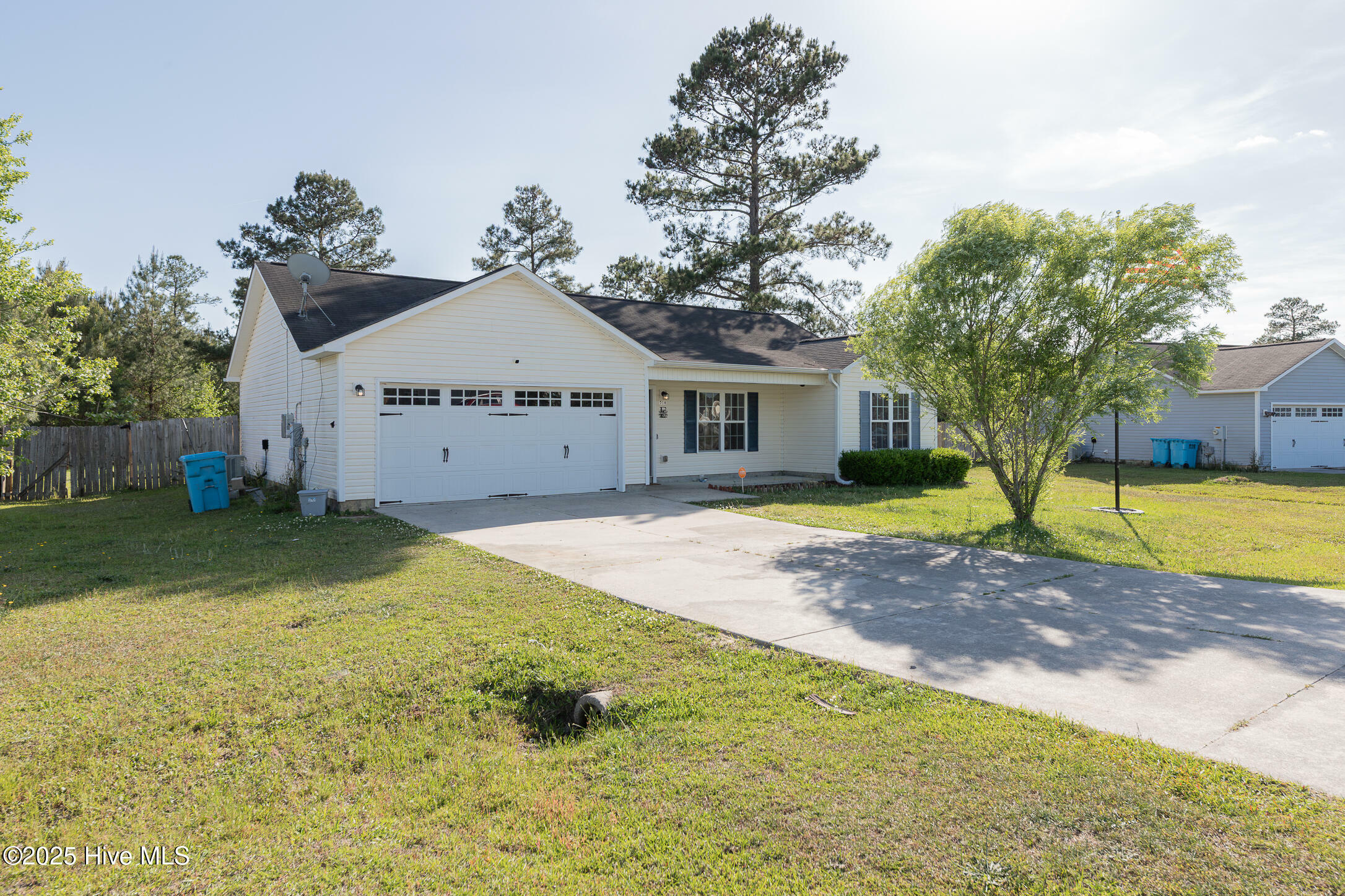 516 Cherry Blossom Lane  Richlands NC 28574 photo