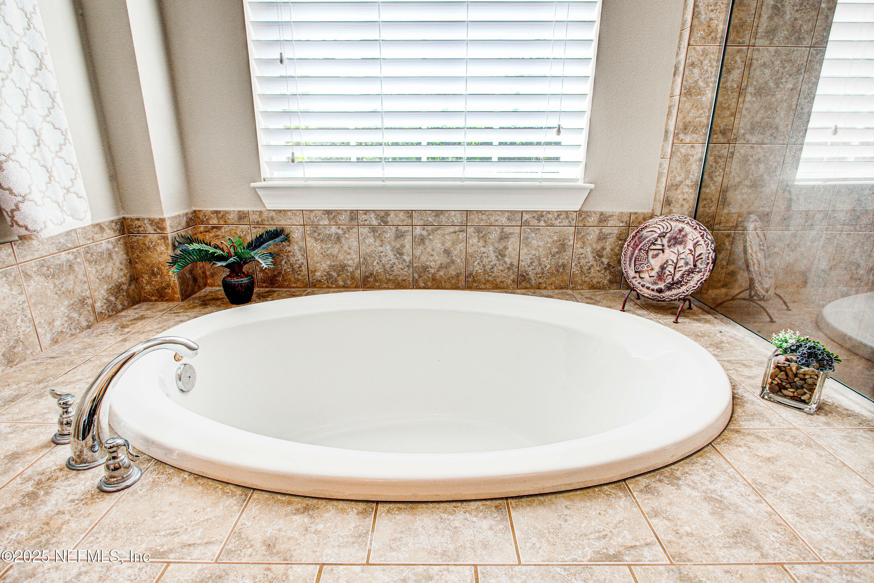Property Photo: 1911 Salt Creek Drive FL 32003