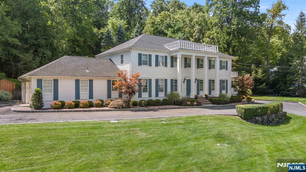 Property Photo: 896 Olentangy Road NJ 07417