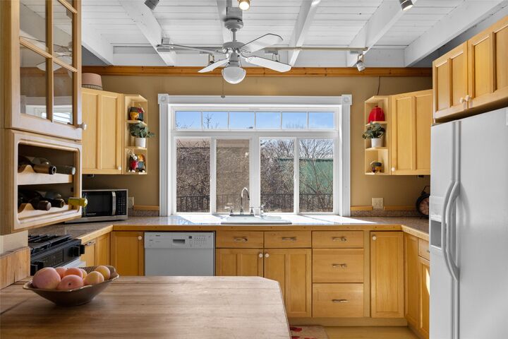 Property Photo: 195 Breezy Point Avenue MT 59932