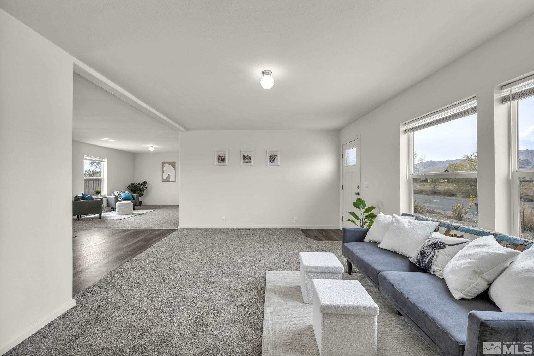 Property Photo: 108 Chateau Way NV 89447
