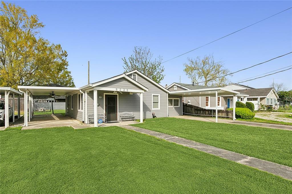 Property Photo: 8335 Huntley Lane LA 70123