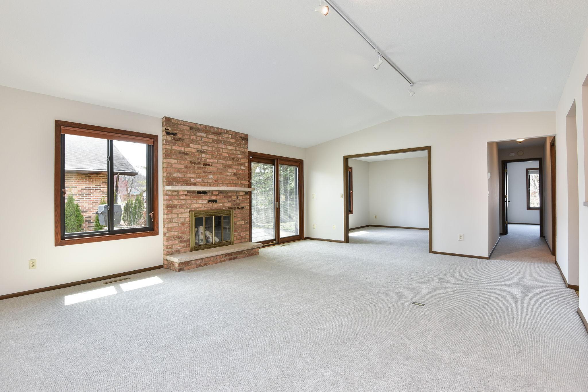 Property Photo: 1021 Yuma Lane N MN 55447