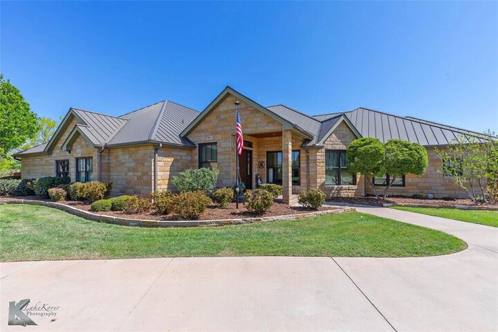 Property Photo: 4525 La Hacienda Drive TX 79602