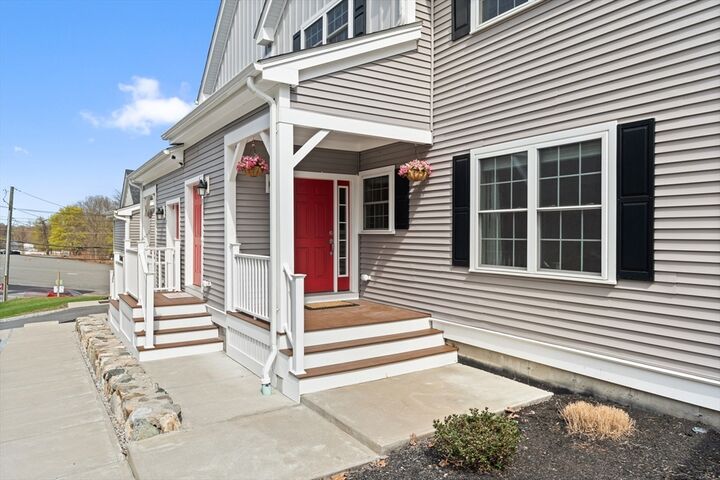 Property Photo: 165 Cambridge Rd 4 MA 01801