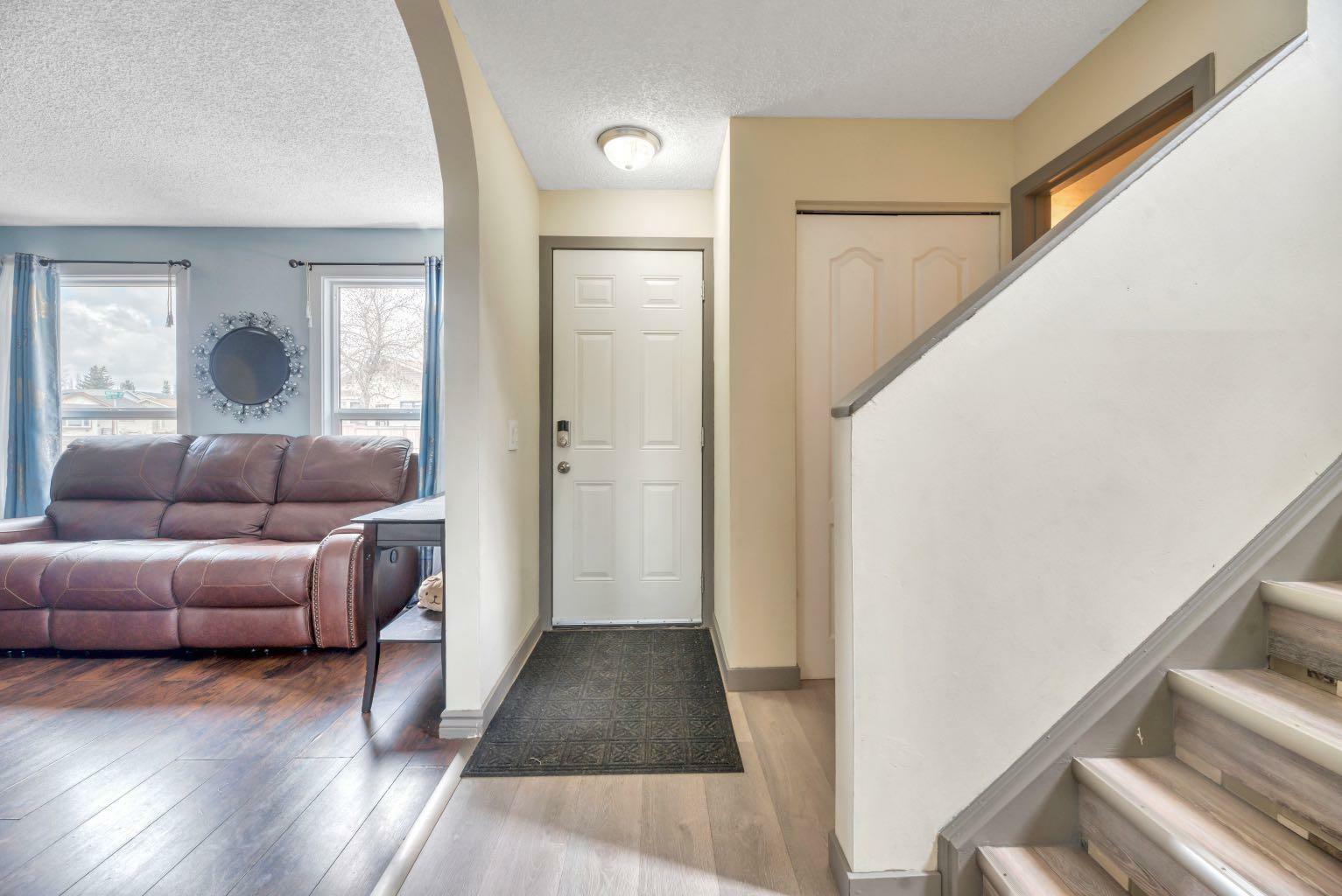 Property Photo: 188 Rivervalley Crescent SE AB T2C 3L1