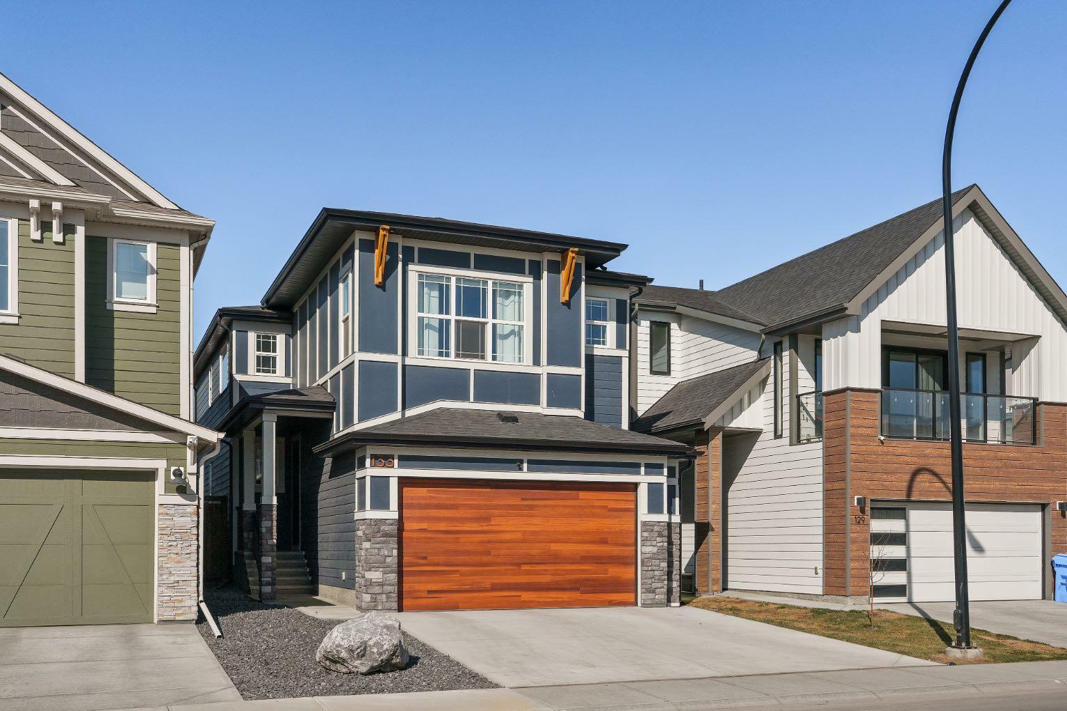 Property Photo: 133 Cranbrook Gardens SE AB T3M 3C3