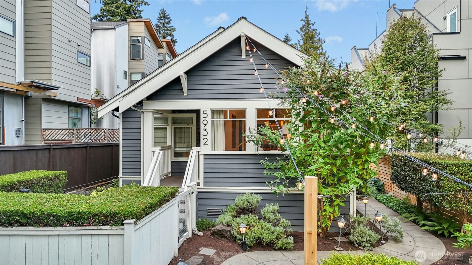 Property Photo:  5932  California Avenue SW  WA 98136 