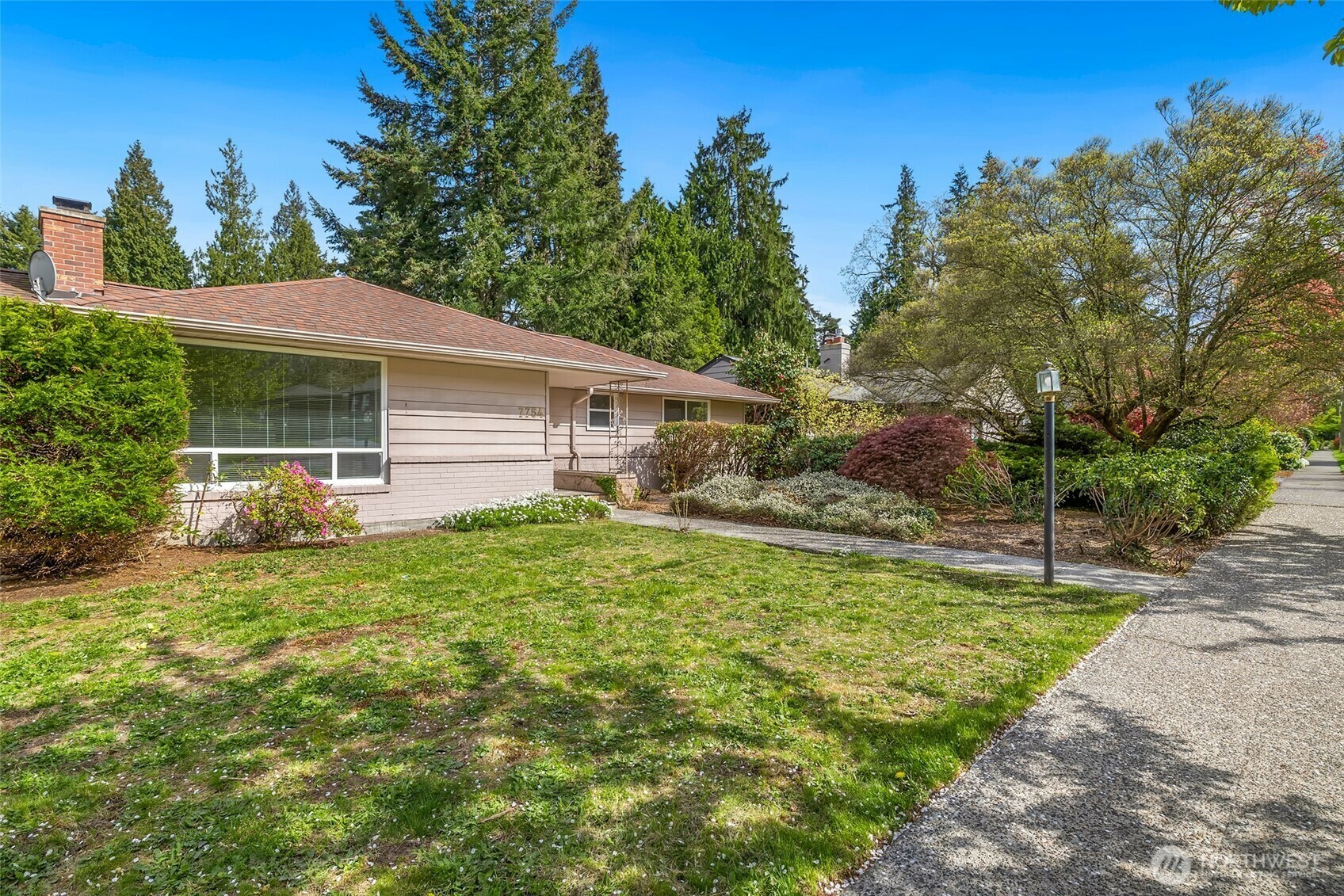7754  44th Avenue NE  Seattle WA 98115 photo
