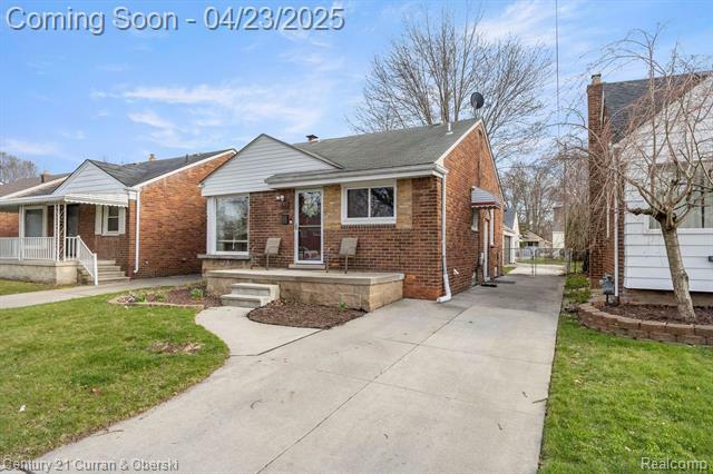 Property Photo: 1845 Michigan Boulevard MI 48146