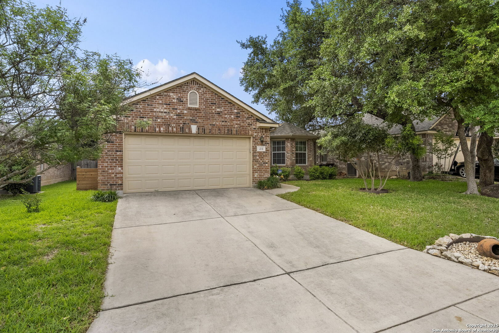 Property Photo: 1218 Mineral Hills TX 78260