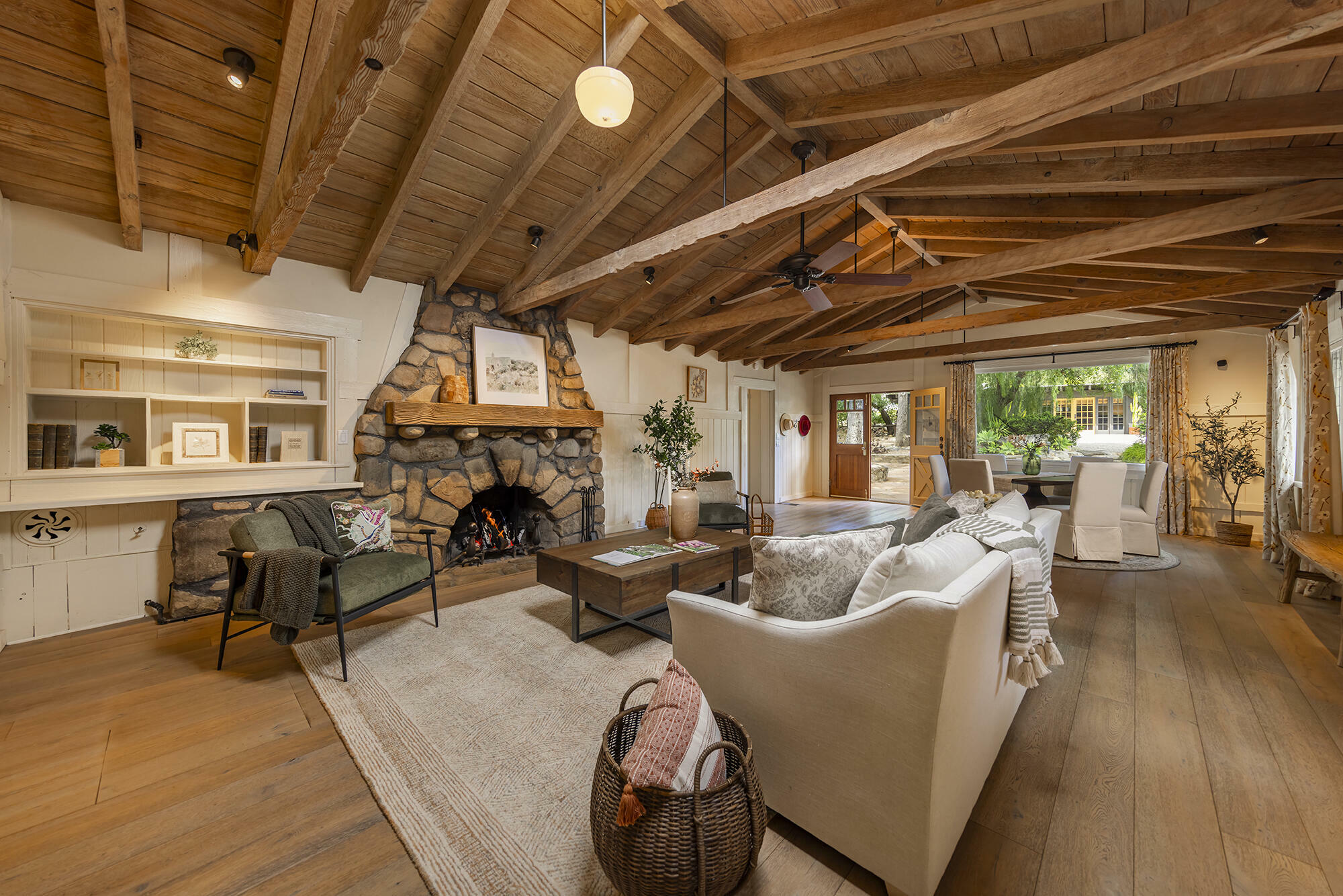 Property Photo:  1641 Garst Lane  CA 93023 