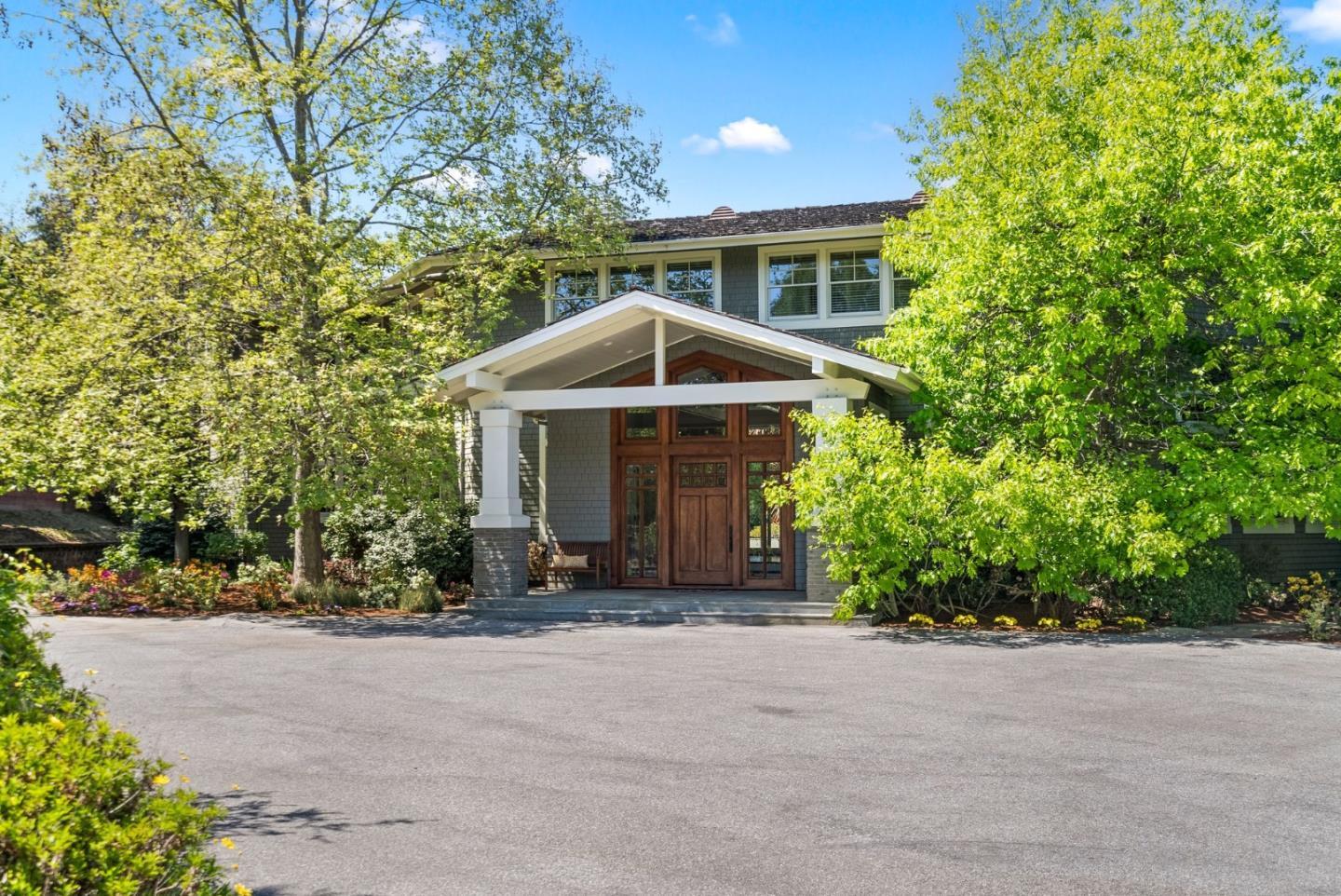 Property Photo:  928 Matadero Avenue  CA 94306 