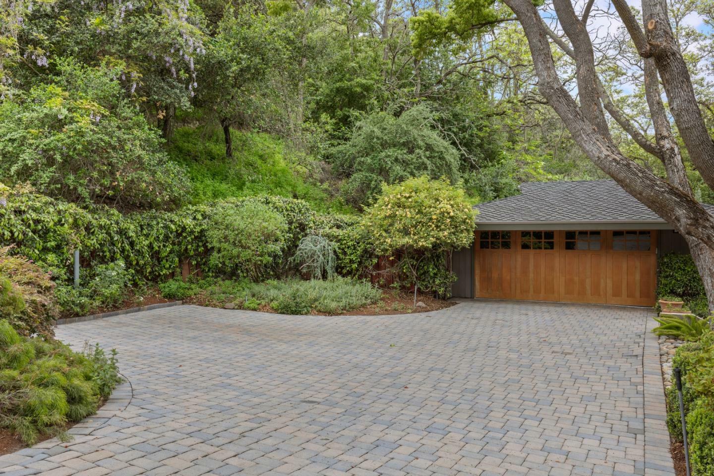 Property Photo: 13385 La Cresta Drive CA 94022